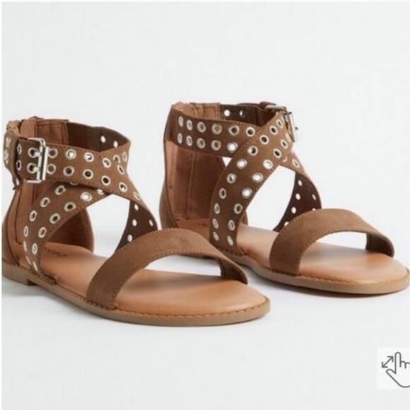 NEW Torrid Brown Extra Wide Eyelet Gladiator Sandals Size 11WW - Picture 1 of 10